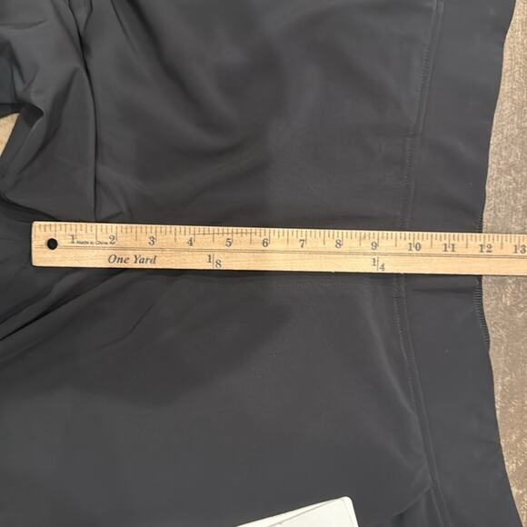 NWT Athleta Brooklyn Mid Rise Ankle Black Pant Size 16 - Picture 5 of 12